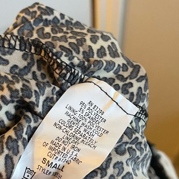 Tiana B. Animal Print Tank Jumpsuit with Keyhole Back & Tie Belt; SZ S; NWOT - Picture 9 of 9